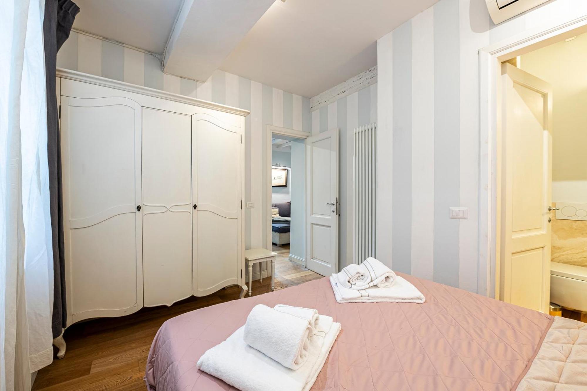 Suite In Pz. Michelangelo: Due Camere Con Due Bagni Florenţa Exterior foto